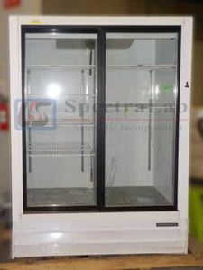 General Refrigeration R134A Refrigerator - Picture 1 of 3