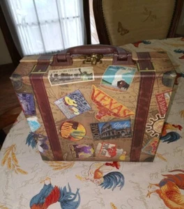 Masterpieces Collector Suitcase 1000 Piece Puzzle, USA National Parks New, Open  - Picture 1 of 13