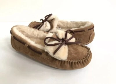 ZAPATILLAS MOCASÍN UGG DAKOTA DOBLE ARCO CASTAÑO PIEL DE OVEJA EE. UU. 6 / UE 37 / REINO UNIDO 4 Foto 1 de 4