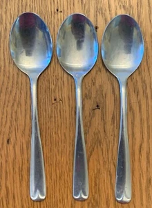 3pc Place / Oval Soup Spoon Village Common Stainless by ONEIDA SILVER Northland - Picture 1 of 4