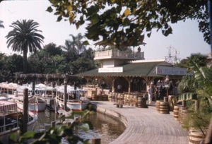 12 Disneyland Original Kleinbilddias Anaheim 70er - Trolly's, Matterhorn, Fort Wilder - Bild 1 von 16