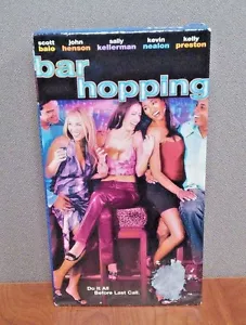 Bar Hopping (VHS) Very Good 7026 - Foto 1 di 2