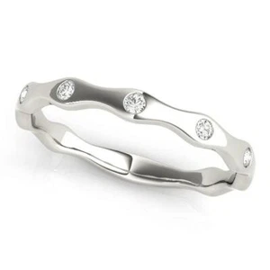 Anillo apilable de oro de 14 quilates con diamantes - Imagen 1 de 10