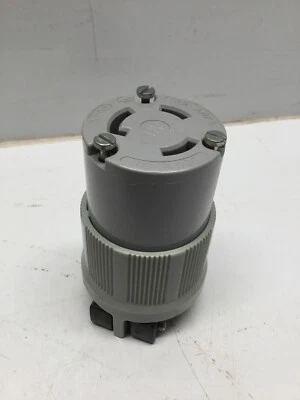 Conector ARROW HART 6394 HART-LOCK enchufe delantero muerto 30A 250V 3P 3W NEMA L11-30R Foto 1 de 4