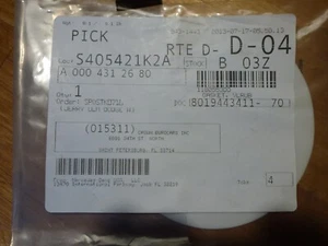 Genuine Mercedes-Benz Gasket OEM 0004312680 - Picture 1 of 2