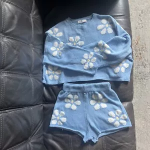 Moon And Madison Set Crop Top Sweater And Shorts Small - Picture 1 of 10