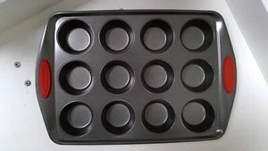 Rachael Ray 47956 Nonstick Bakeware 12-Cup Oven Muffin & Cupcake Pan NEW IN BOX - Picture 1 of 2