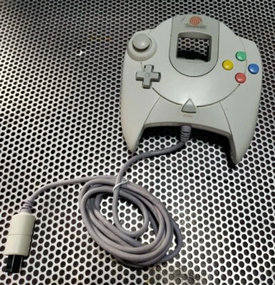 Controle Sega Dreamcast original HKT-7700 padrão cinza/branco fabricante de equipamento original MK-50100 - Imagem 1 de 3