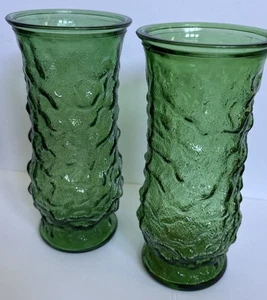 Vtg E.O. Brody Co. Cleveland Ohio Emerald Green Crinkle Glass Vases 8.5" Tall - Picture 1 of 3