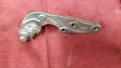 CR500R HONDA 1993 FRONT BRAKE CALIPER BRACKET MOUNT STAY 45110-ML3-791 - Image 1 of 3