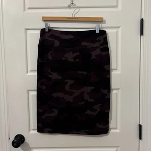 Lularoe Cassie pencil skirt - Large - Item#456 - Picture 1 of 7
