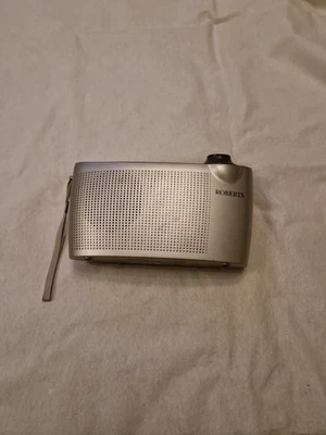 Roberts Classic DAB/FM Digital Radio classic DAB2 - Image 1 of 4