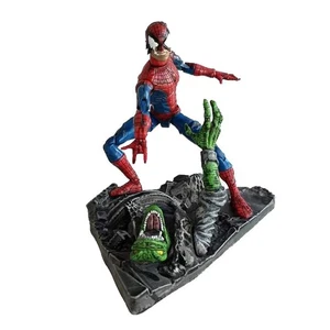 MARVEL LEGENDS SERIES II SPIDER-MAN CLASSICS BATTLE RAVAGED (2001) - Imagen 1 de 1