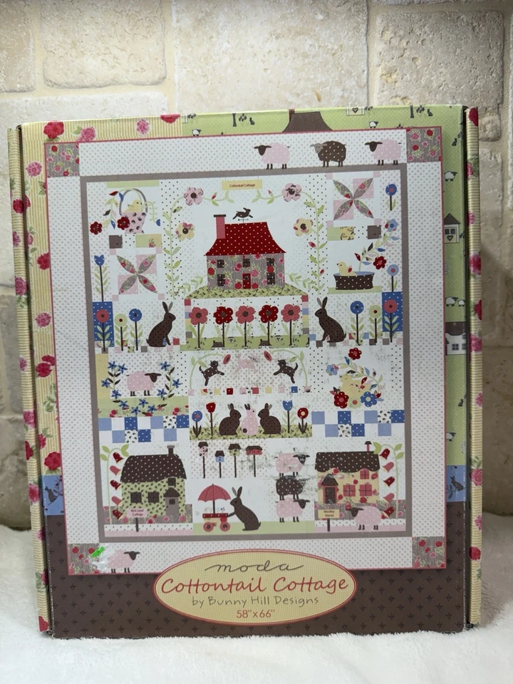 Kit Trapunta COTTONTAIL COTTAGE BOM Bunny Hill Blocco del Mese MODA Casa Coniglio - Immagine 1 di 3