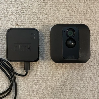 Blink BCM00600U (Wireless) (Indoor/Outdoor) Home Security Camera System - Image 1 of 4