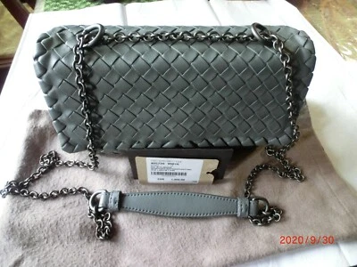 100% AUTHENTIC BOTTEGA VANETA SHOULDER BAG NEW GREY.G/BR 405739 V0016 8582 U - Image 1 of 4