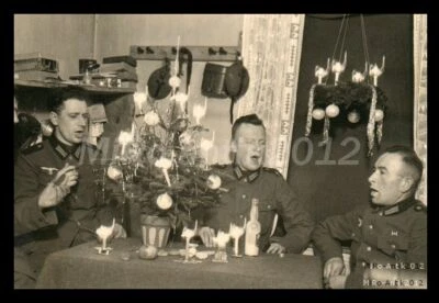 Foto, WK2, Wehrma. en Feuerscheid, Navidad en la capilla 2 1939 5026-1108 - Imagen 1 de 2