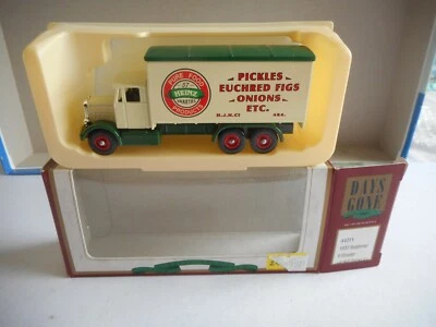 Lledo Days Gone Premier Coll 44011 1937 Scammell 6 Wheeler Heinz Pickles + box - Image 1 of 4