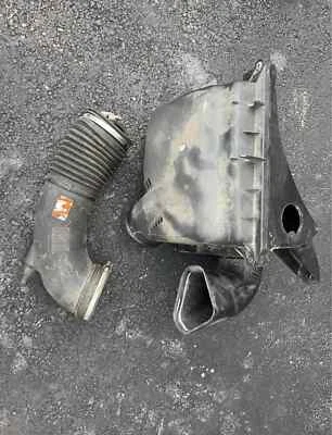🔥2004-2006 Pontiac GTO OEM INTAKE AIR BOX WITH FILTER - Image 1 of 4
