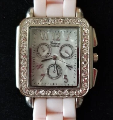 Reloj Geneva Platino Tono Plata Esfera MOP Bisel Cristal Banda Rosa 6-8" Nuevo Batt Foto 1 de 4