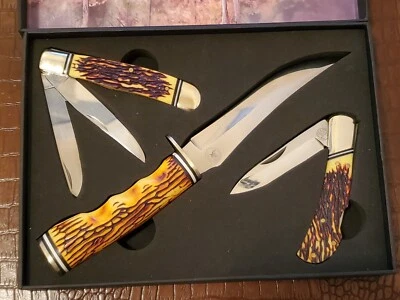 Whitetail Cutlery USA Stag Handle Knife Set 1 Fixed Blade, 2 Pocket Knives Foto 1 de 4