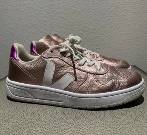Veja Leather V-10 Metallic Pink Sneakers Anthropologie Womens Size 8 / EU 39 - Picture 1 of 17
