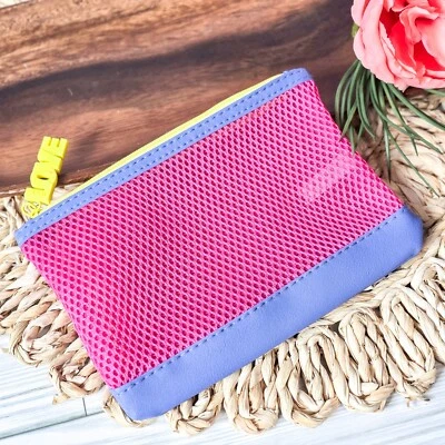 Bolsa de Maquillaje Ipsy Junio 2023 Malla Vibraciones Neón | 7"x5" | Amarillo Neón Rosa Púrpura Foto 1 de 3