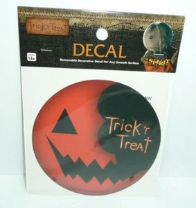 Trick R Treat Round Decal Movie Spirit Trick or Treat Halloween Orange Pumpkin  - Picture 1 of 3