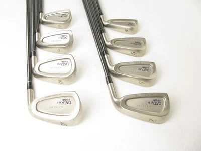 Juego de plancha PRGR Data 711 3D Gravity Concept 4-PW+AW+SW FALTA 8 PLANCHA con grafito Foto 1 de 4