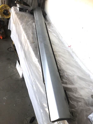 Mercedes Benz CLK 320 C 2003-2009 panel basculante faldón moldeo lado izquierdo del conductor Foto 1 de 4