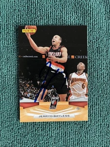 2009-10 Panini Jerryd Bayless #220 autografo firmato a mano - Foto 1 di 2