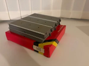 6 x Hornby R460 Straight Platform Sections - OO Gauge - boxed - Picture 1 of 1