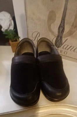 Chinelo Alegria Feminino 42 Preto Couro/Camurça Dois Tons Tamanho 11 - Imagem 1 de 4