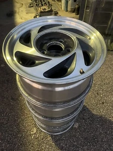 Chevy S10 Blazer GMC Jimmy Sonoma 1995-2002 Used OEM Wheel 15x7 Factory 15" Rim - Picture 1 of 2