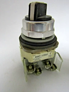 ✌️ALLEN BRADLEY 800T-J2KU7 3 POSITION MAINTAINED SELECTOR SWITCH (2) 800T-XA - Picture 1 of 4
