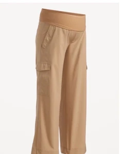 NWT! Old Navy Maternity Stretch Tech Cargo Tan Pants - Size Large - Picture 1 of 4