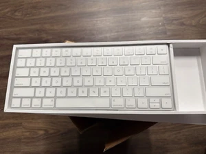Apple Magic Keyboard 2021 Wireless A1644 Bluetooth English NEW - Picture 1 of 1