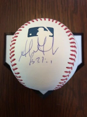 BÉISBOL ADRIÁN GONZÁLEZ FIRMADO CON AUTÓGRAFO CERTIFICADO POR LA JSA Foto 1 de 3