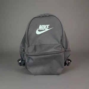 Mochila Nike Heritage Tamaño Completo Gris Bolso para Libros Escuela Azul Logo Swoosh - Imagen 1 de 4