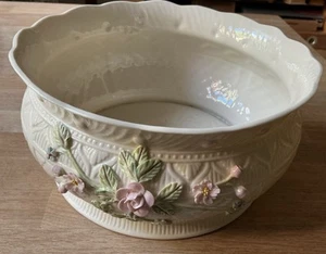 Belleek Vintage 1999 Annual McBirney Centrepiece Bowl, Ltd Edition. - Picture 1 of 8