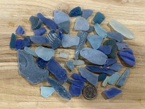 Bicchiere da mare - Lotto di 4 once di vari pezzi blu vetro da mare - Lotto # 417 - Foto 1 di 2