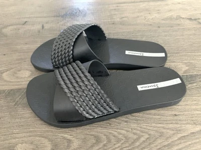 Ipanema Womens Sandals Size 7 Black Retail $35 - Image 1 of 4