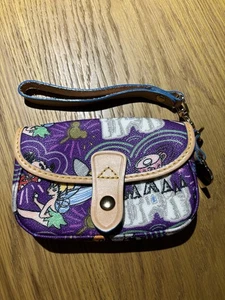 Dooney & Bourke Disney MM Muñequera con Solapa Púrpura RARO Dije Corazón - Imagen 1 de 11