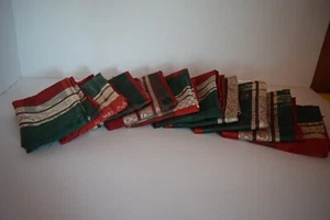 LOT OF 10~HOLIDAY FESTIVE DINNER NAPKINS - Picture 1 of 4