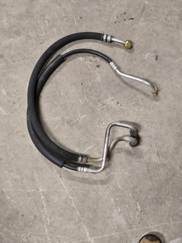 2003 GMC Sonoma 4.3 A/C Line Hoses Air Conditioning OEM - Image 1 of 2
