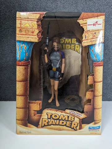 Tomb Raider Lara Croft In Wetsuit 9" Figure, Playmates 1998 NEW Cover