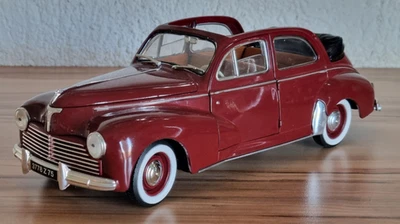 Peugeot 203 Decouvrable (1954) Dunkelrot SOLIDO 8156 1:18 - Bild 1 von 4