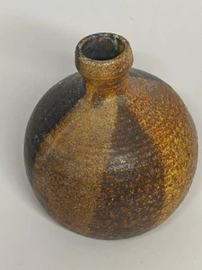 Bizenware Vase, Va, rying Tones of Brown & Black, 4.5" Tall - Picture 1 of 5
