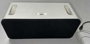 Apple iPod HiFi A1121 Dock Lautsprecher mit Audio Lightning Kabel Top Zustand - Bild 1 von 9
