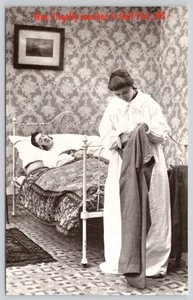 Cartolina Perquisita illegalmente nel Golfo Porto Mississippi Moglie con Marito Pantaloni - Foto 1 di 2